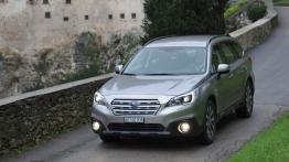 Subaru Outback 2015 2.5i - wersja europejska - widok z przodu