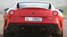 Ferrari 599 GTO - tył - reflektory wyłączone