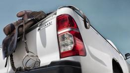 Toyota Hilux VII Single Cab Facelifting - prawy tylny reflektor - wyłączony
