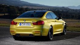 BMW M4 F82 Coupe (2014) - widok z tyłu