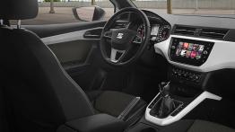 Seat Arona (2017) - kokpit