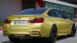 BMW M4 F82 Coupe (2014) - widok z tyłu