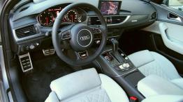 Audi A6 Avant 3.0 TDI quattro 320 KM