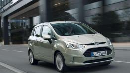 Ford B-MAX - niewielki rodzinny spryciarz