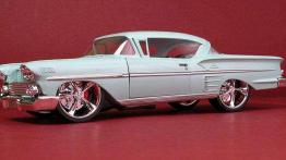 Lowrider, baby! - Chevrolet Impala