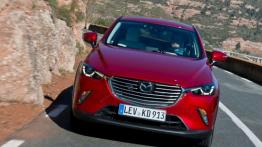 Mazda CX-3 SKYACTIV-G AWD (2015) - widok z przodu