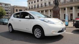 Nissan Leaf Hatchback 5d 109KM - galeria redakcyjna (2) - prawy bok