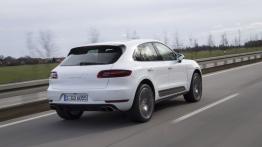 Porsche Macan Turbo (2014) - widok z tyłu