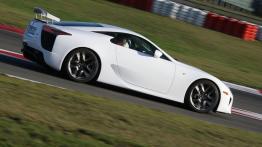 Lexus LFA - prawy bok