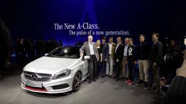 Mercedes na salonie Geneva Motor Show 2012 - inne zdjęcie