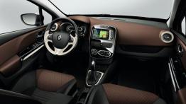 Renault Clio IV - pełny panel przedni