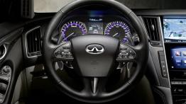 Infiniti Q50 Hybrid (2014) - kierownica