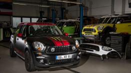 MINI Countryman off-road - widok z przodu