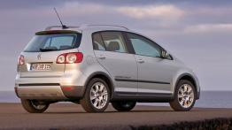 Volkswagen Cross Golf - prawy bok