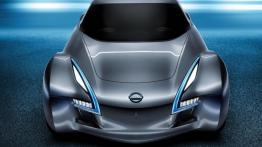 Nissan Esflow Concept - przód - reflektory włączone