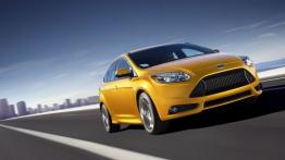 Ford Focus III ST hatchback - widok z przodu