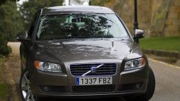 Volvo S80 - widok z przodu