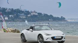 Mazda MX-5 IV White (2015) - widok z przodu