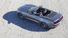 Ford Mustang VI Cabrio (2015) - widok z góry