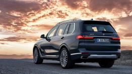 BMW X7 - widok z ty?u