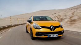 Renault Clio IV RS 200 (2013) - widok z przodu