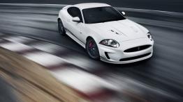 Jaguar XKR 2011 - widok z przodu