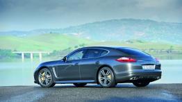 Porsche Panamera Turbo S - lewy bok