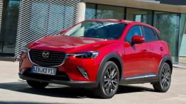 Mazda CX-3 SKYACTIV-G AWD (2015) - widok z przodu