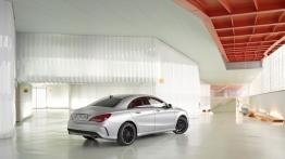 Mercedes CLA - widok z tyłu