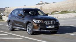 BMW X1 - widok z przodu