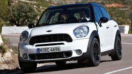 Mini Countryman - widok z przodu