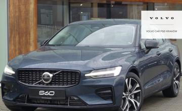 Volvo S60 III Sedan Facelifting 2.0 B5 250KM 2024 Plus Motyw Dark