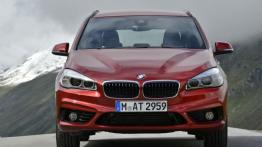 BMW 218d Active Tourer (2014) - widok z przodu