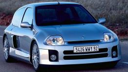 Renault Clio II V6 - widok z przodu