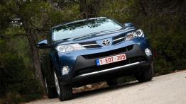 Toyota RAV4 IV - galeria redakcyjna - widok z przodu