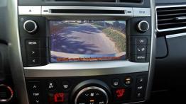 Toyota Verso Facelifting 2.0 D-4D 124KM - galeria redakcyjna (3) - ekran systemu multimedialnego