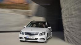 Mercedes Klasa C W204 Facelifting - widok z przodu