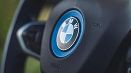 BMW i8 Roadster – idealny samochód dla właściciela startupu?