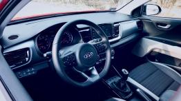 Kia Stonic 1.4 DOHC 100 KM - galeria redakcyjna - pełny panel przedni