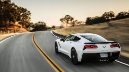 Chevrolet Corvette C7 Stingray - widok z tyłu