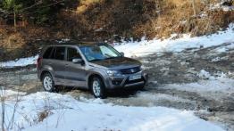 Suzuki Grand Vitara II SUV 5d Facelifting 2012 2.4 VVT 169KM - galeria redakcyjna 2 - widok z przodu