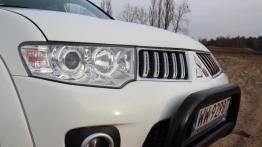 Mitsubishi L200 IV Double Cab 2.5 - galeria redakcyjna - przód - inne ujęcie