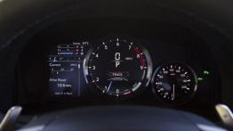 Lexus GS F (2016) Cz.2 - zestaw wskaźników