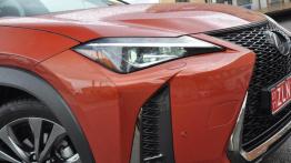 Lexus UX – nowy japoński crossover niczym „lizak za szybą”