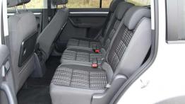 Volkswagen Cross Touran 2.0 TDI - pomieszanie z poplątaniem