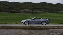 Jaguar F-Type V6 Satellite Grey - lewy bok