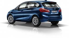 BMW serii 2 Active Tourer (2014) - tył - reflektory wyłączone