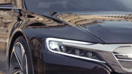 Citroen Numero 9 Concept - prawy przedni reflektor - włączony