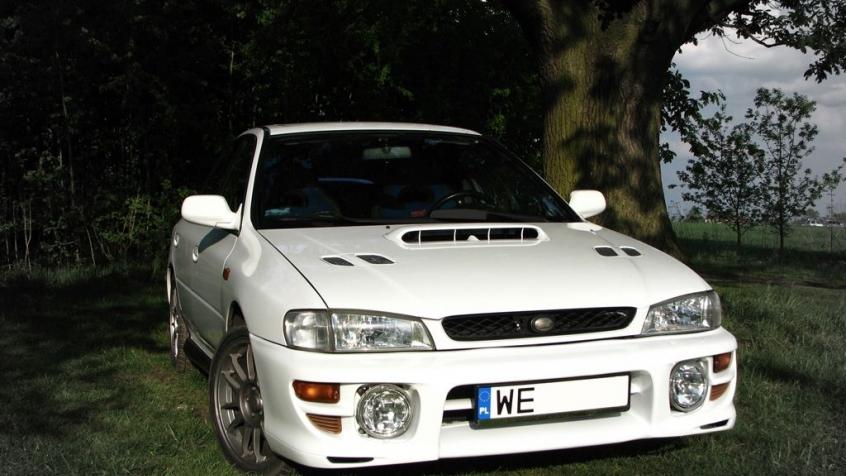 Subaru Impreza I Sedan 2.0 i 4WD 125KM 92kW 1998-2000