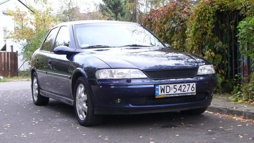 Opel Vectra B Sedan 2.2 DTI 16V ECOTEC 125KM 92kW 2000-2002